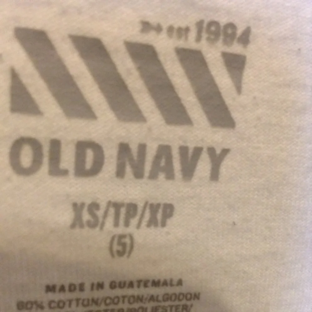 Boys Old Navy long sleeve size 5